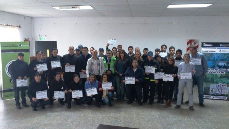 En Comodoro Se Otorgan 1800 Licencias De Conducir Por Mes | el 45 por ciento de las licencias de chubut se emiten en En Comodoro Se Otorgan 1800 Licencias De Conducir Por Mes | el 45 por ciento de las licencias de chubut se emiten en
