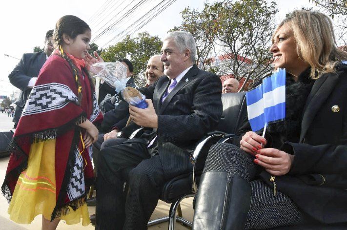 El gobernador ratificó ayer su compromiso político