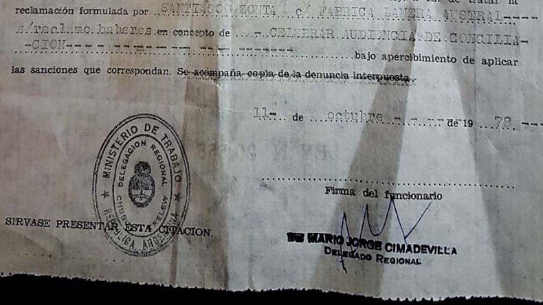 Un documento de 1978 con la firma de Mario Cimadevilla como delegado regional del Ministerio de Trabajo.