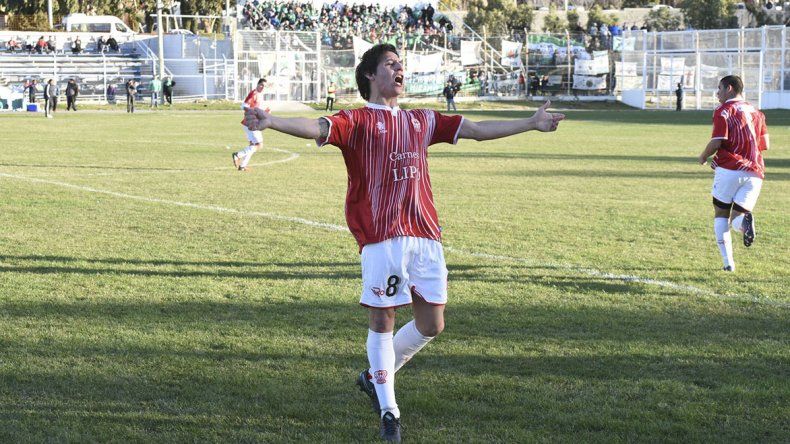 Jorge Barrera grita su gol del empate.